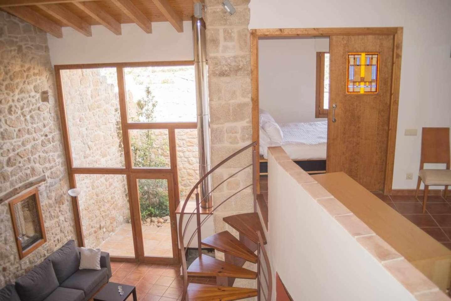 Espacioso Pajar Con Chimenea En Casa De Las Letras Lledó Kültér fotó