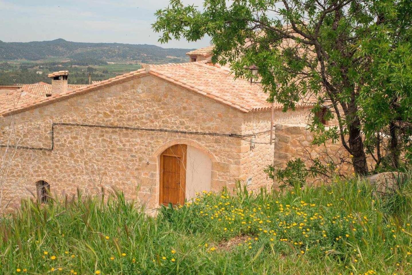 Espacioso Pajar Con Chimenea En Casa De Las Letras Lledó Kültér fotó